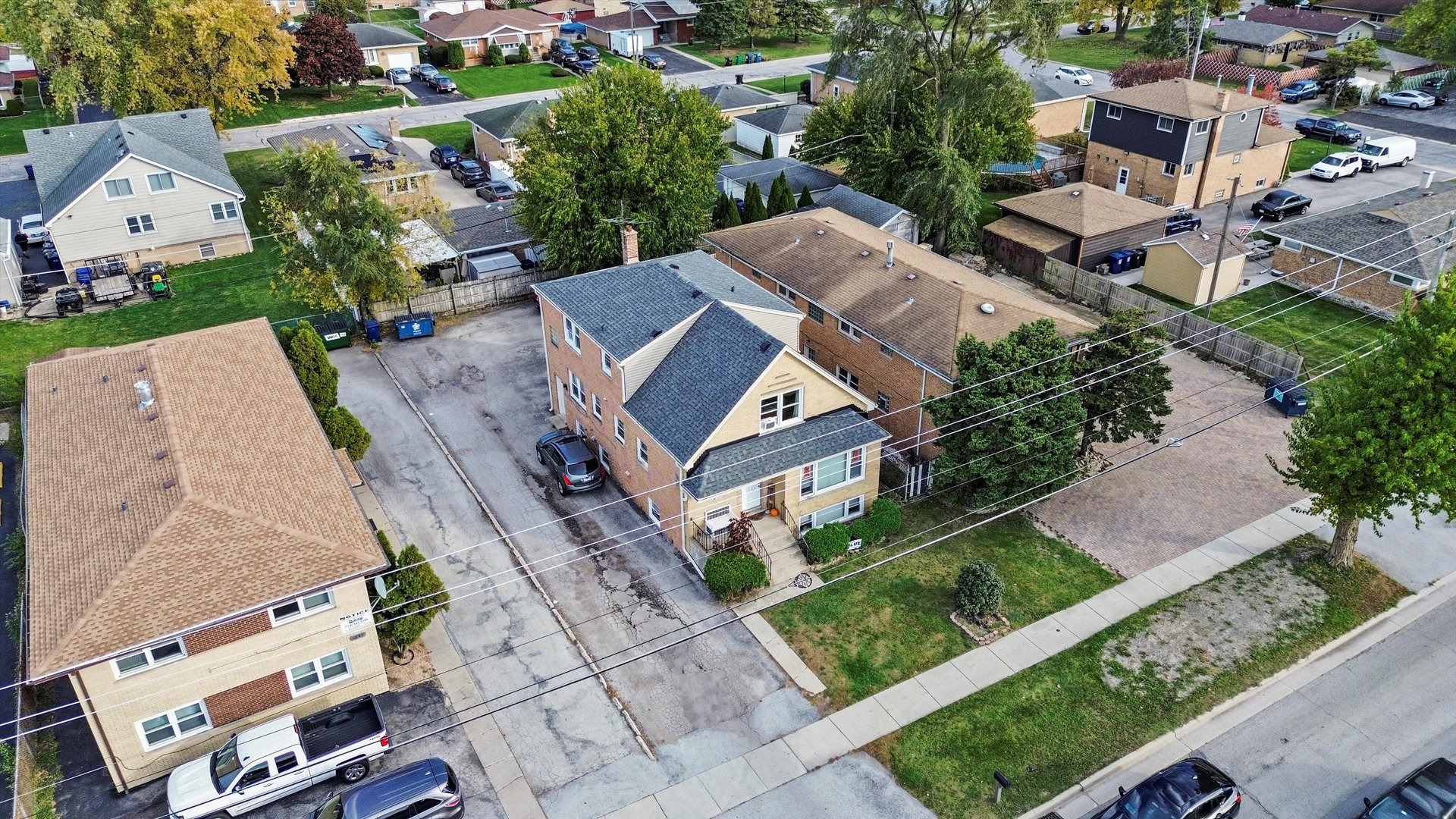 7549 S Roberts Road, Bridgeview, IL 60455