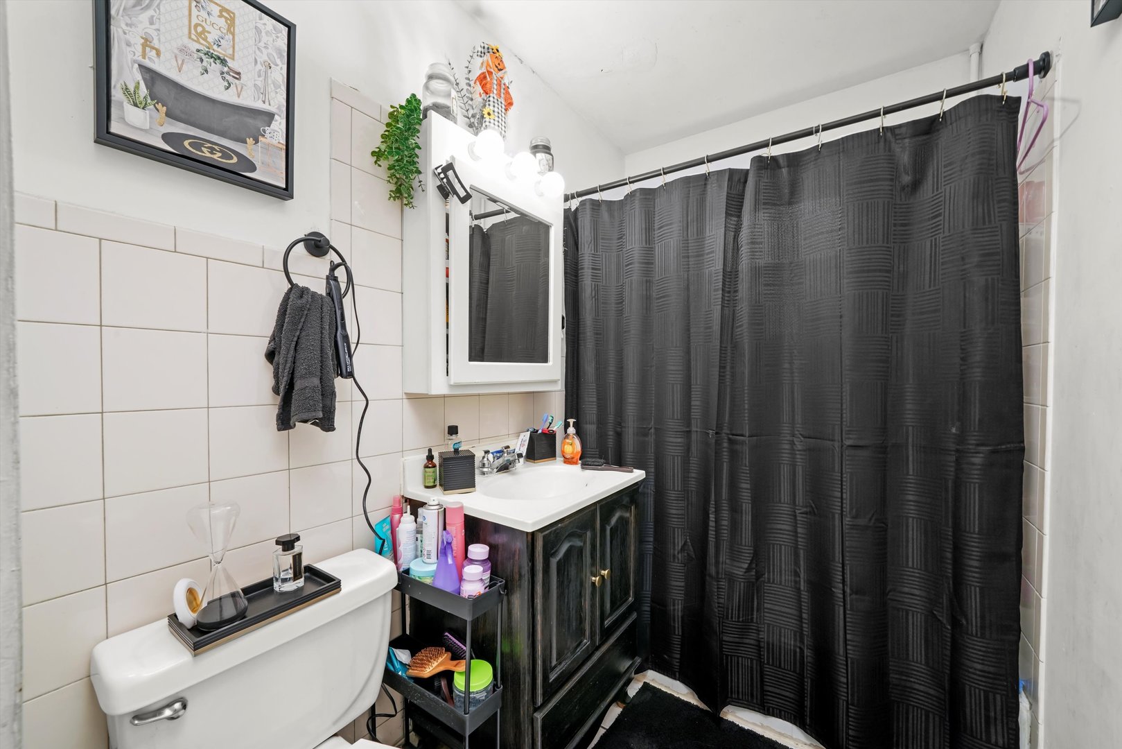 7549 S Roberts Road, Bridgeview, IL 60455