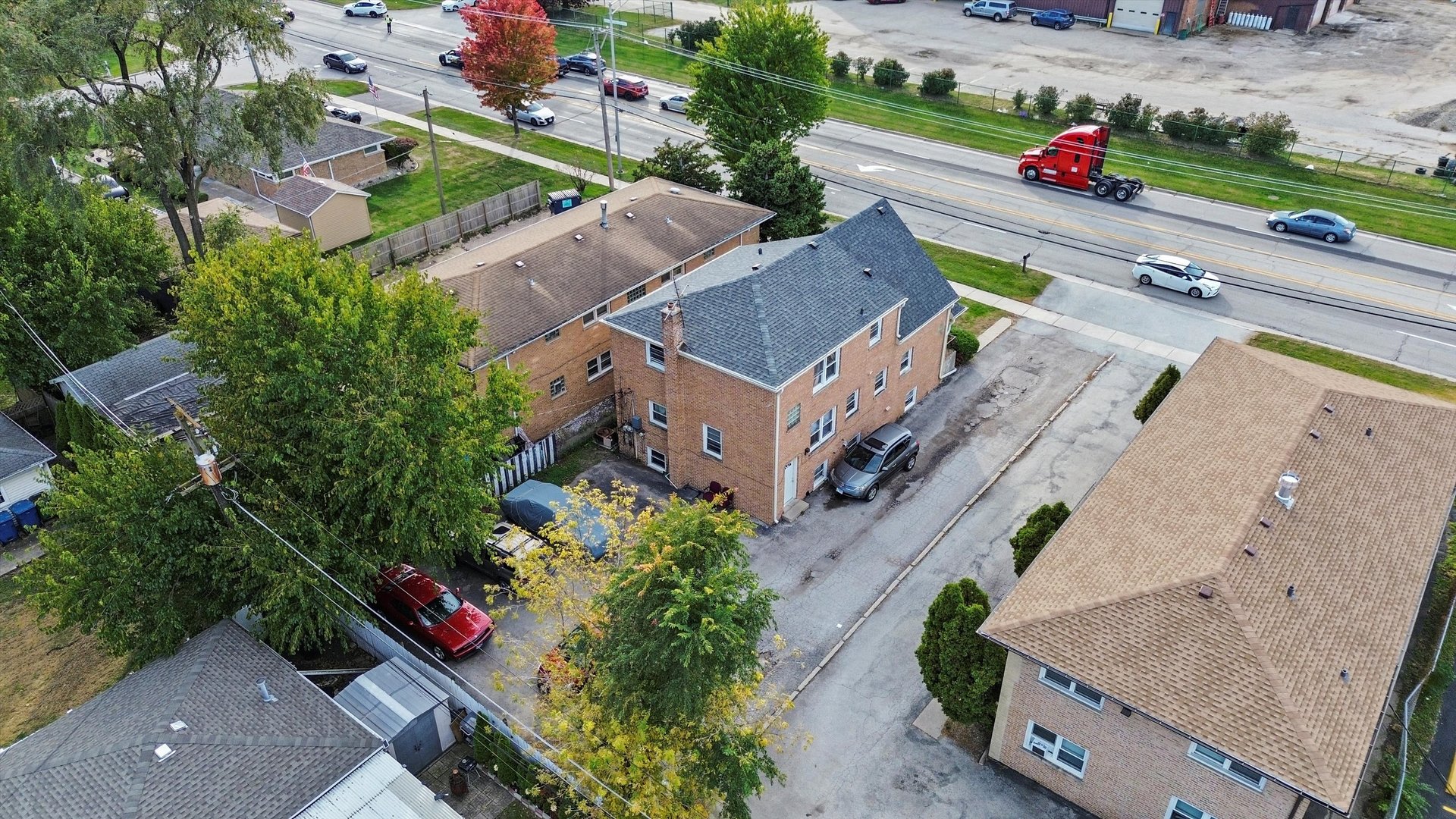 7549 S Roberts Road, Bridgeview, IL 60455