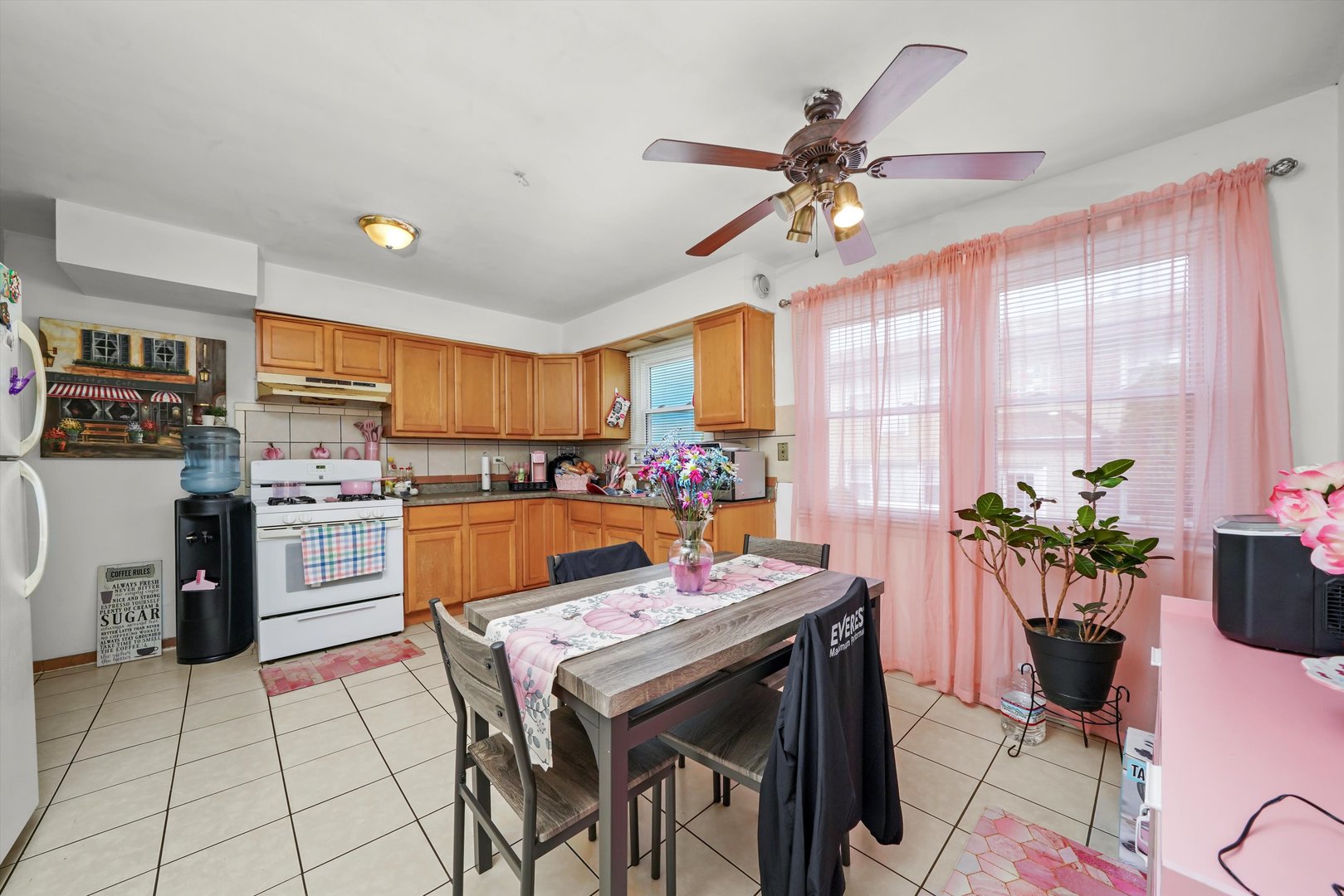 7549 S Roberts Road, Bridgeview, IL 60455