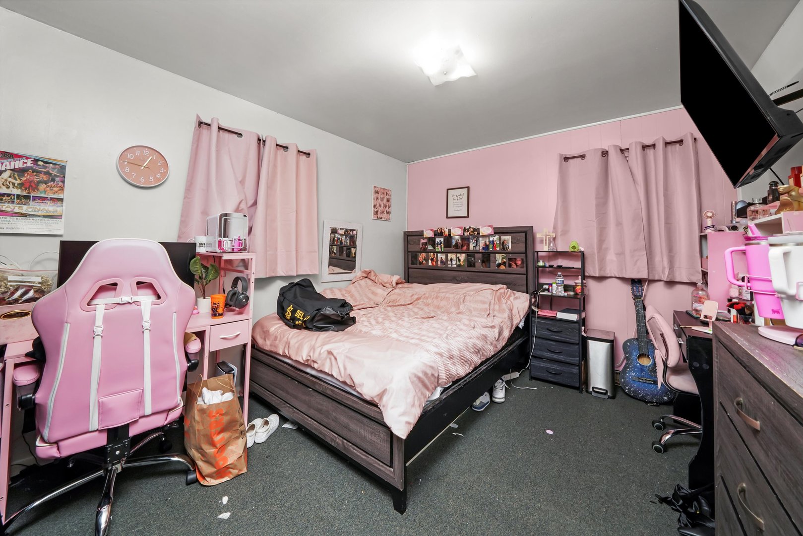 7549 S Roberts Road, Bridgeview, IL 60455