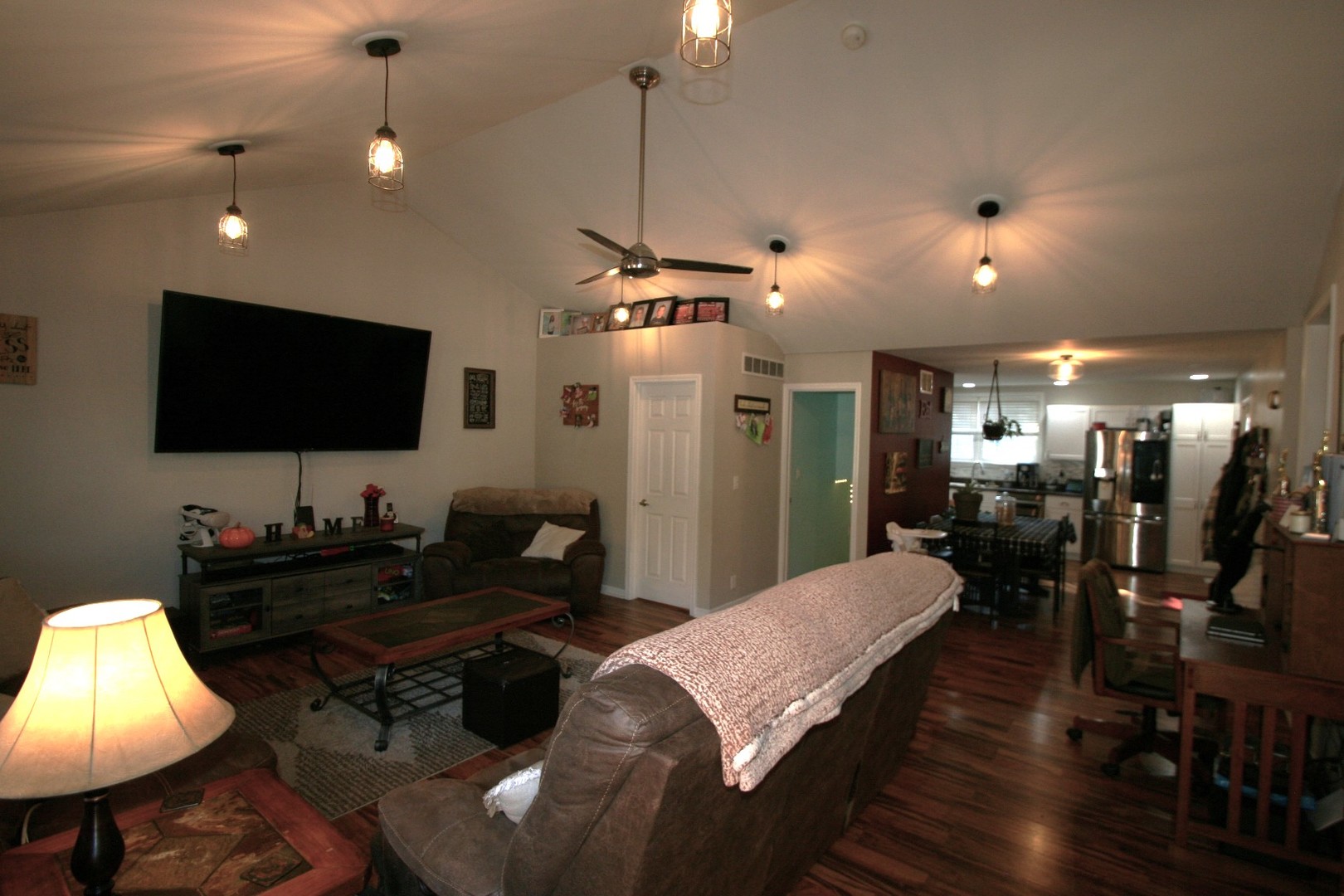 111 W Fast Avenue, Mackinaw, IL 61755