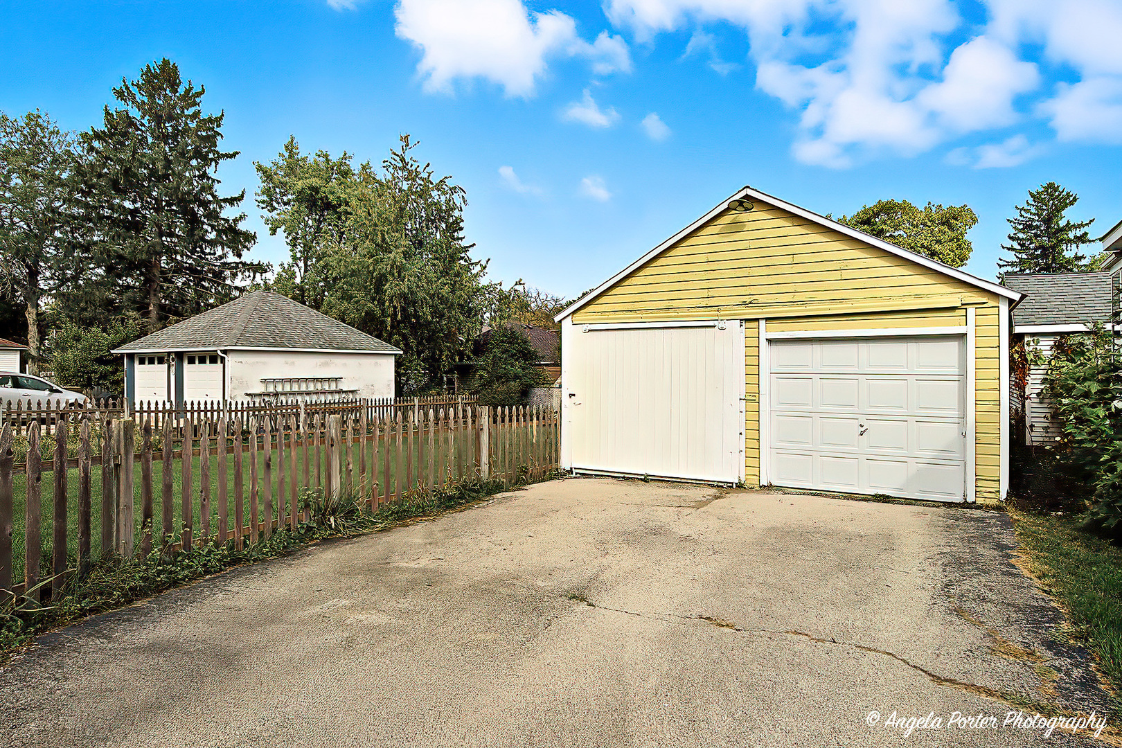 331 Chestnut Street, Woodstock, IL 60098