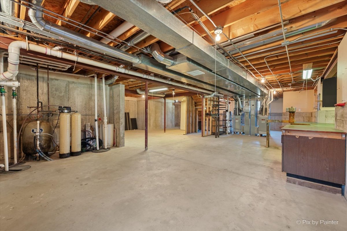 11909 Heron Drive, Huntley, IL 60142