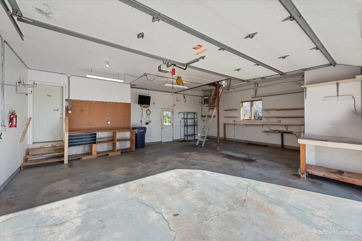 11909 Heron Drive, Huntley, IL 60142