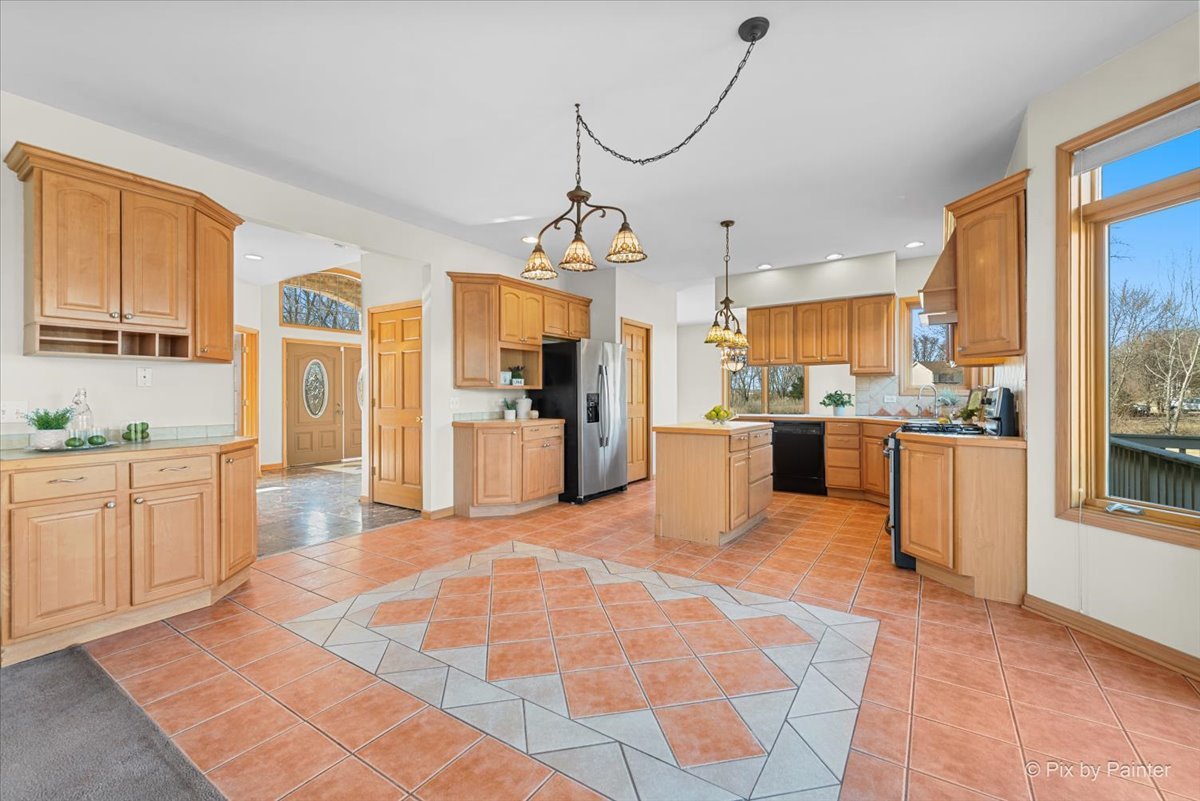 11909 Heron Drive, Huntley, IL 60142