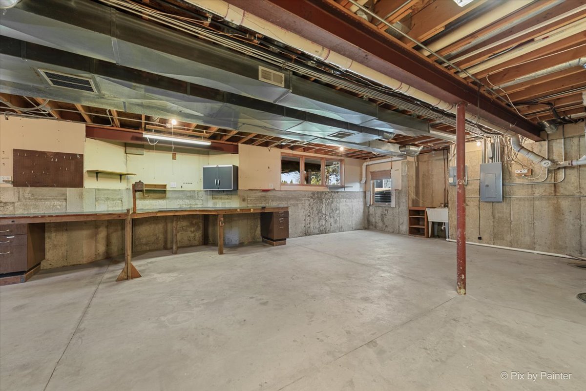 11909 Heron Drive, Huntley, IL 60142