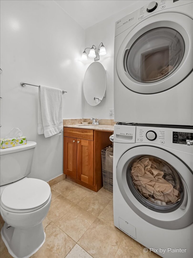 4252 N Lawndale Avenue, Chicago, IL 60618