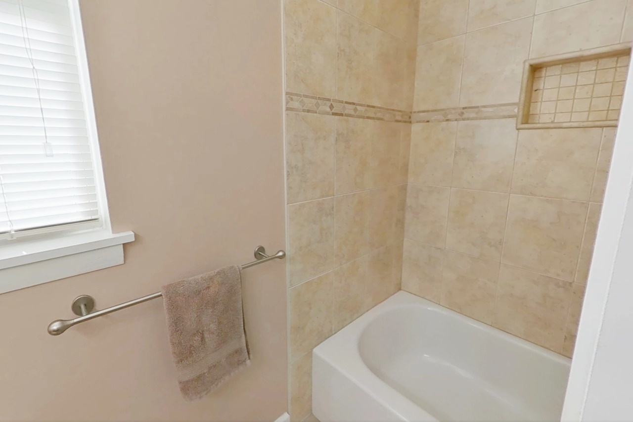 64 White Pine Drive, Schaumburg, IL 60193