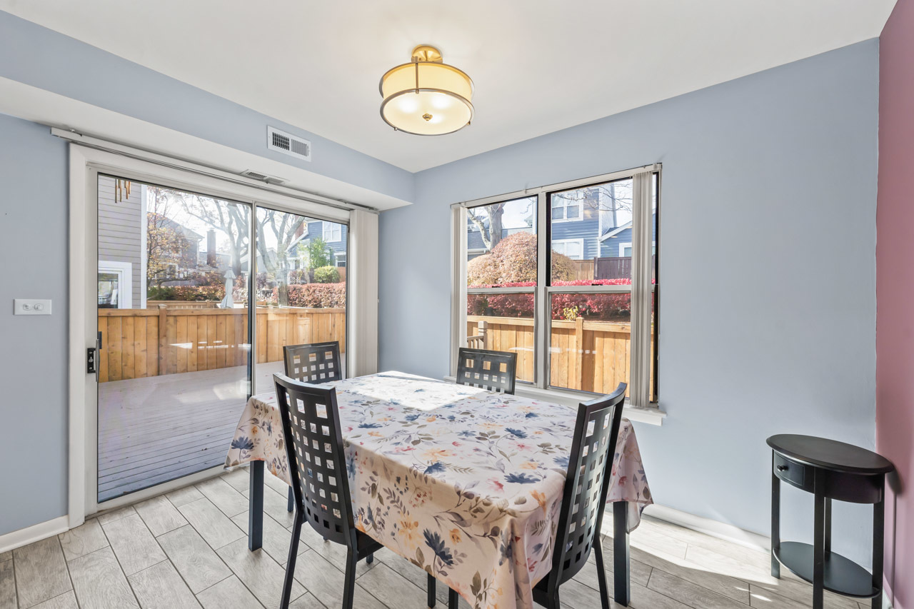 64 White Pine Drive, Schaumburg, IL 60193