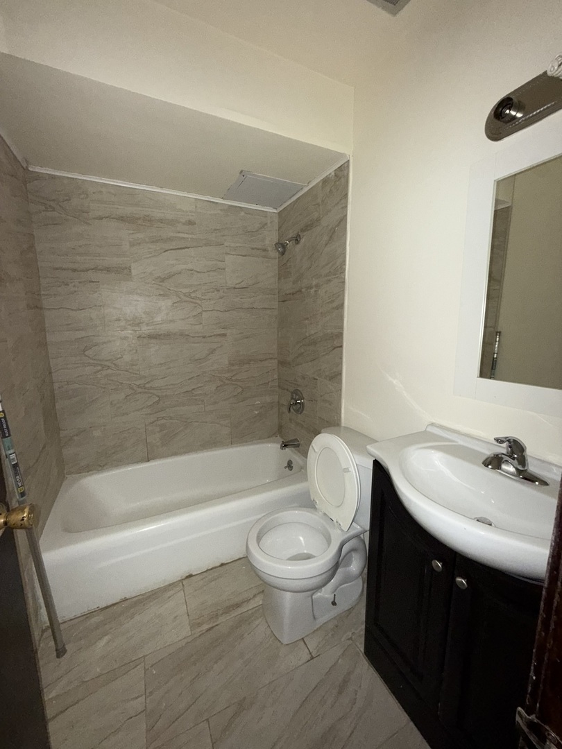 7745 Adams Street #1W, Forest Park, IL 60130