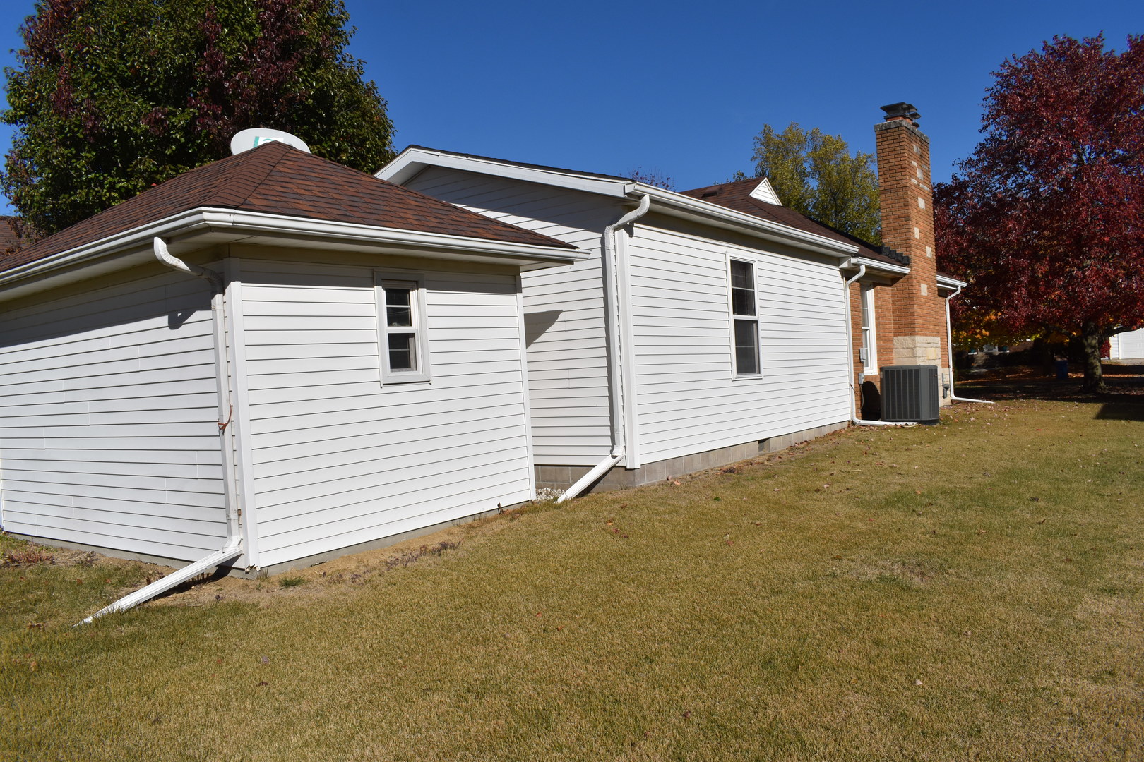 501 S Main Street, Flanagan, IL 61740