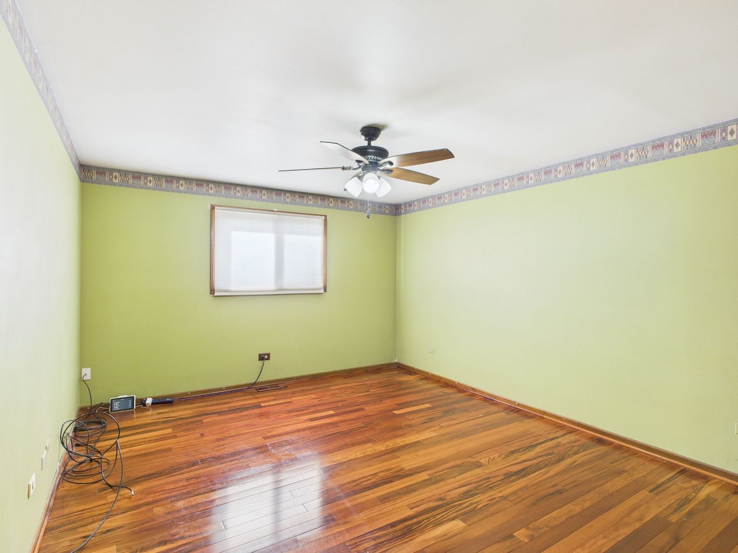 1200 Jacqueline Drive, Crete, IL 60417