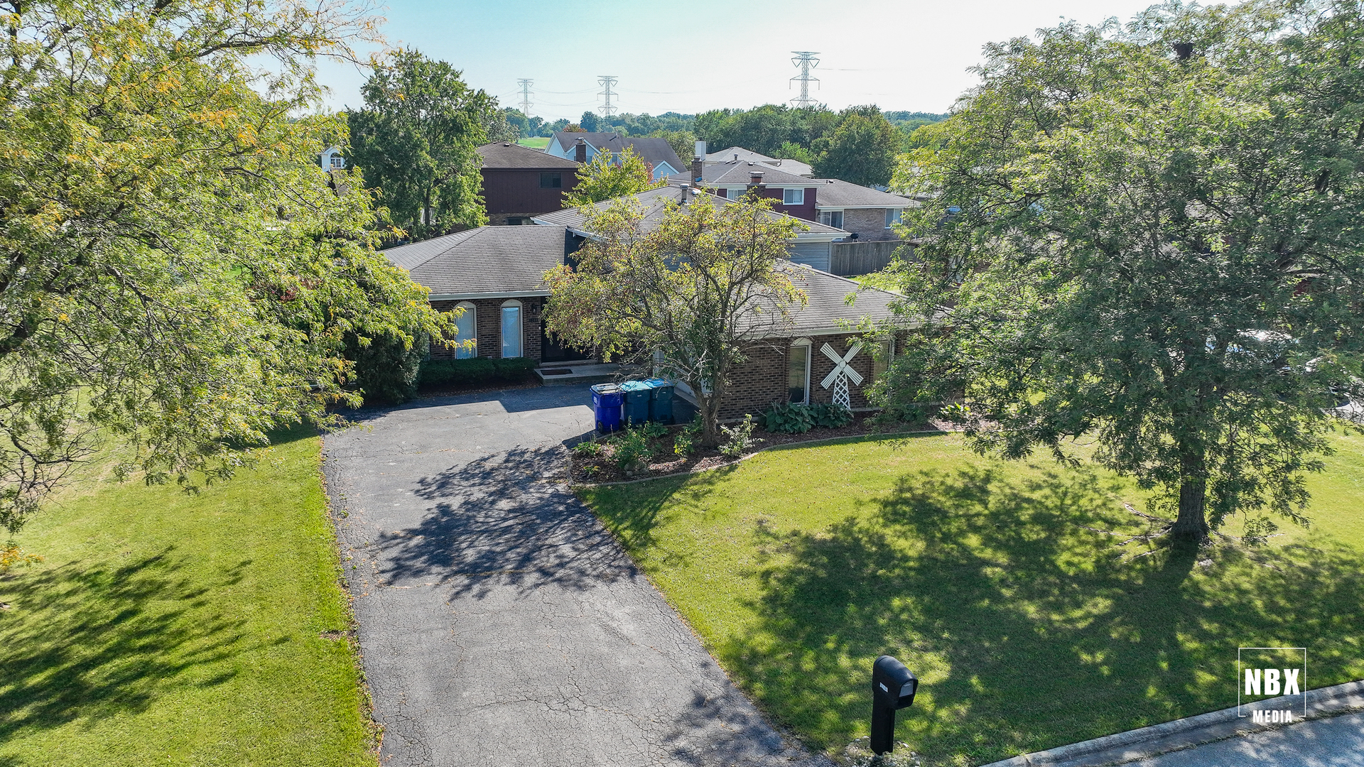 1200 Jacqueline Drive, Crete, IL 60417