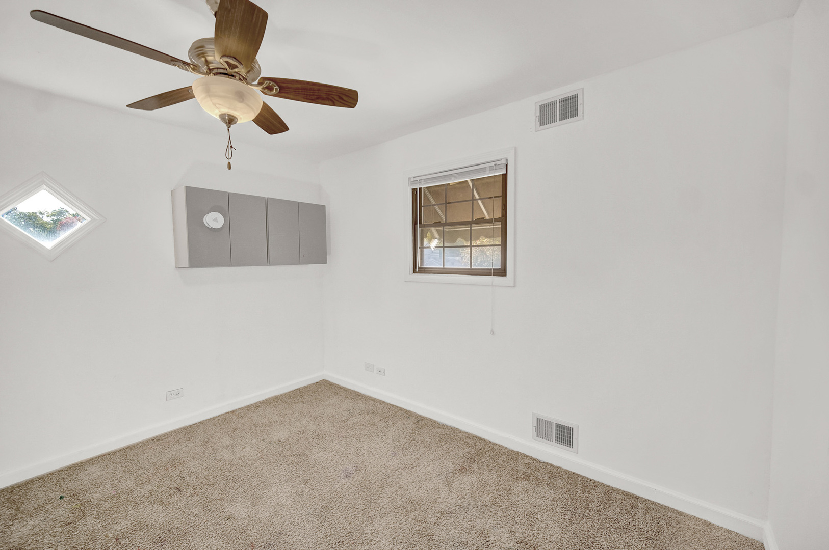 10322 S CENTRAL PARK Avenue, Chicago, IL 60655