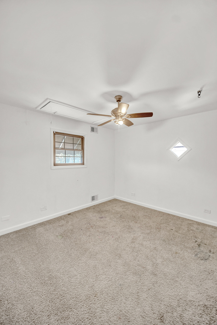 10322 S CENTRAL PARK Avenue, Chicago, IL 60655