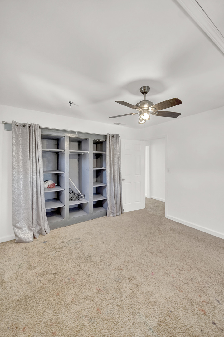 10322 S CENTRAL PARK Avenue, Chicago, IL 60655