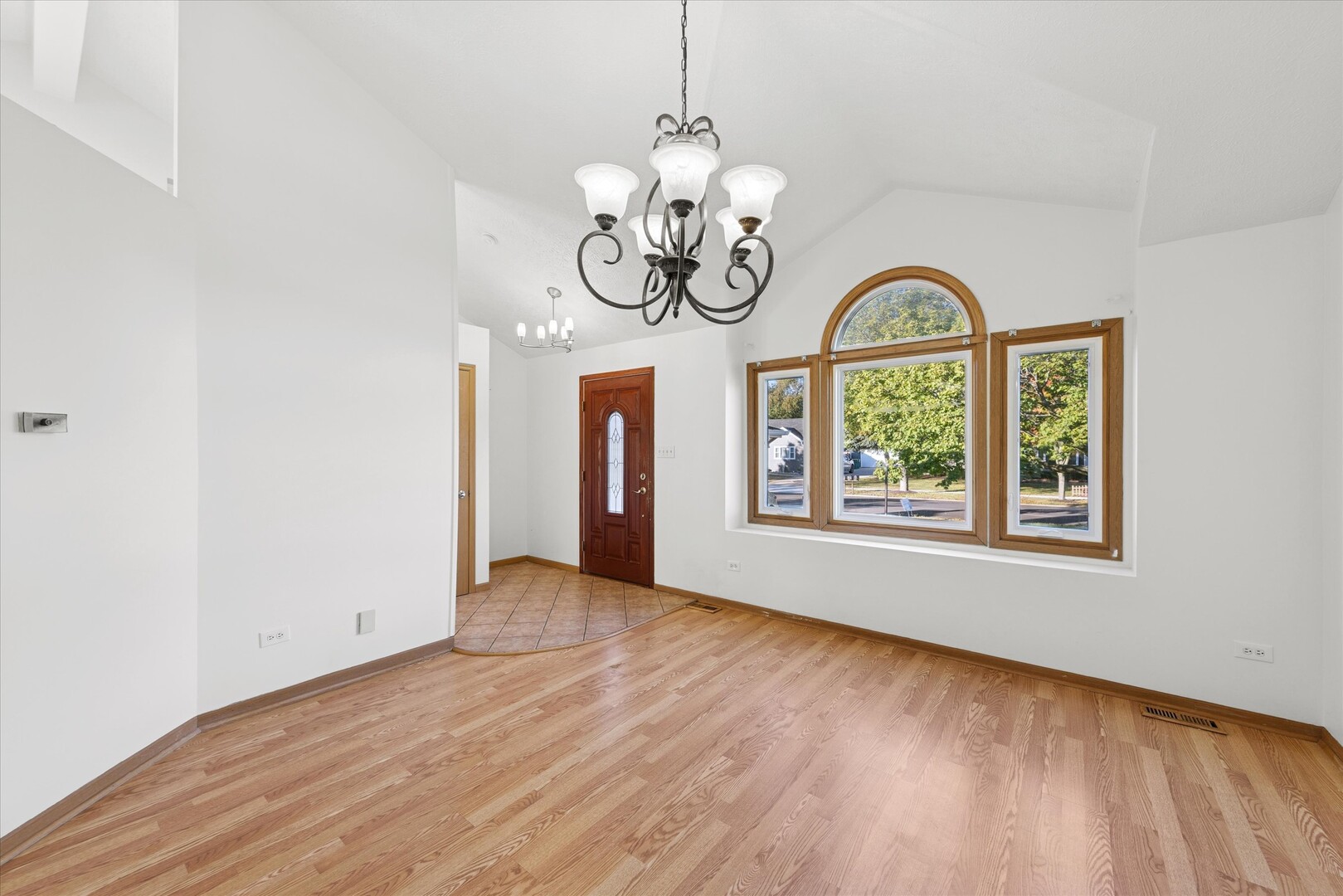 1424 Phoenix Lane, Joliet, IL 60431