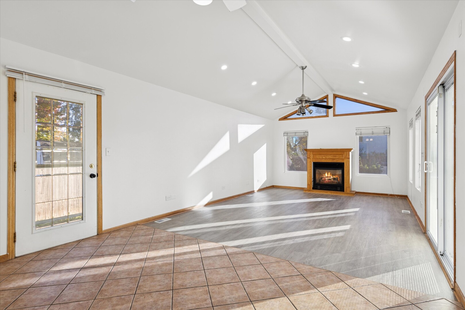 1424 Phoenix Lane, Joliet, IL 60431