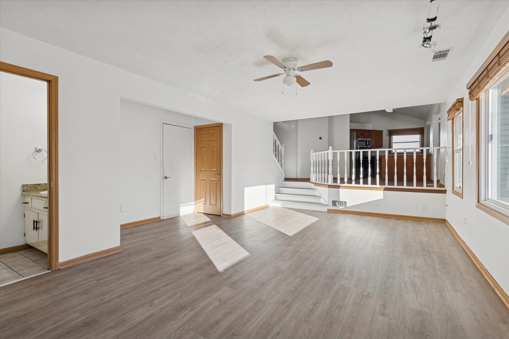 1424 Phoenix Lane, Joliet, IL 60431