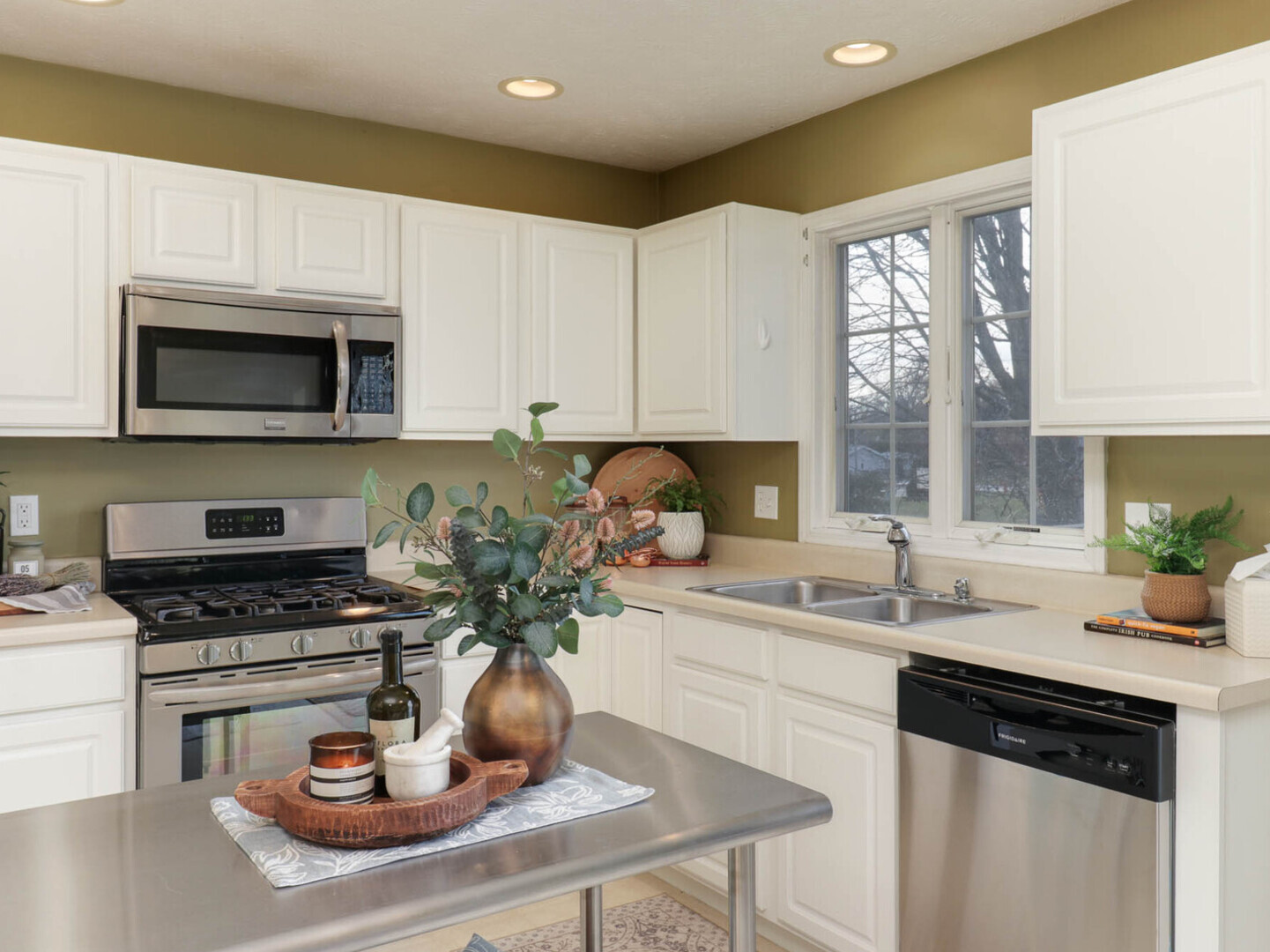 109 Sandra Court, Normal, IL 61761