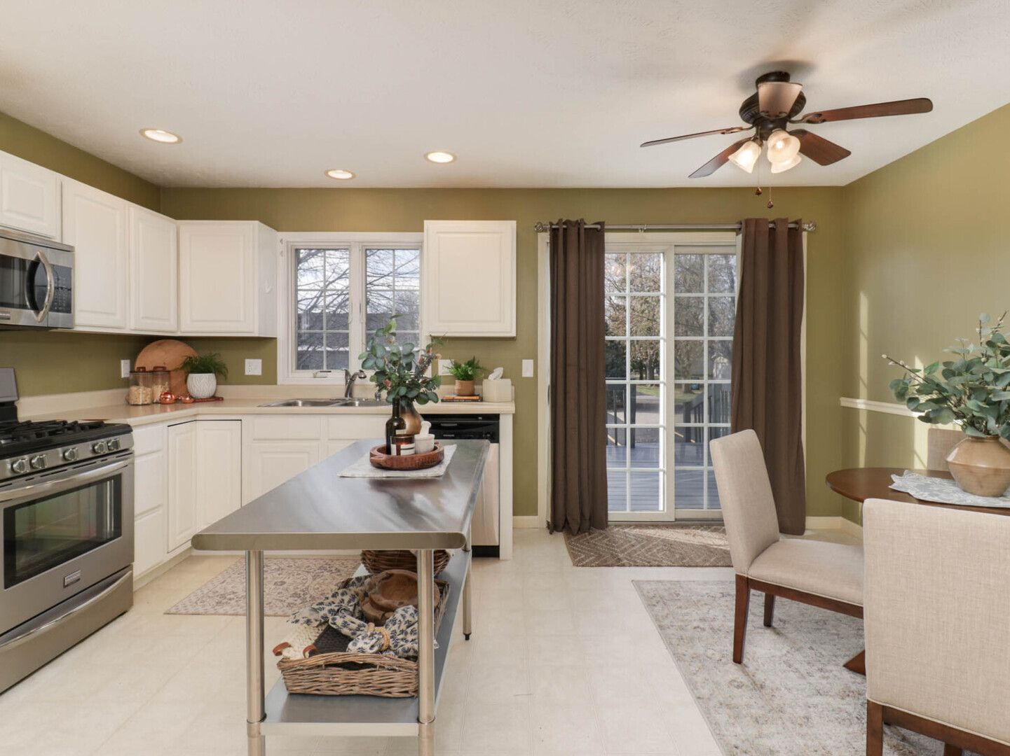 109 Sandra Court, Normal, IL 61761