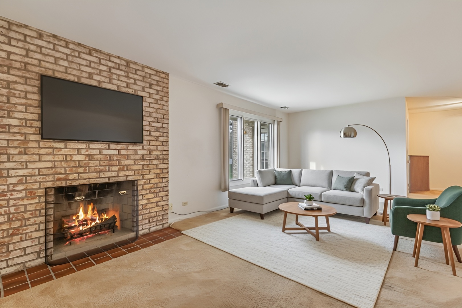 170 Grove Avenue #A, Des Plaines, IL 60016