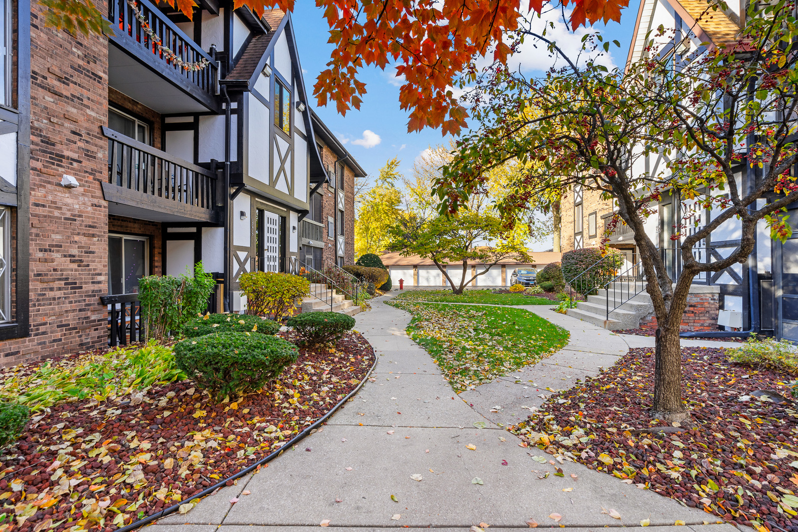 13615 Lavergne Avenue #110, Crestwood, IL 60418