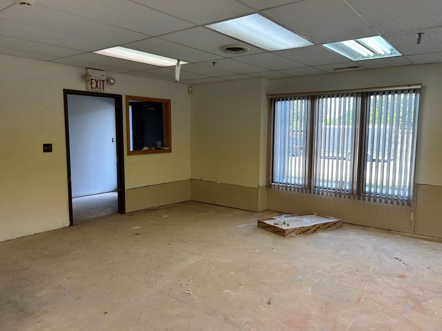 17524 E Carriageway Street #A, Hazel Crest, IL 60429