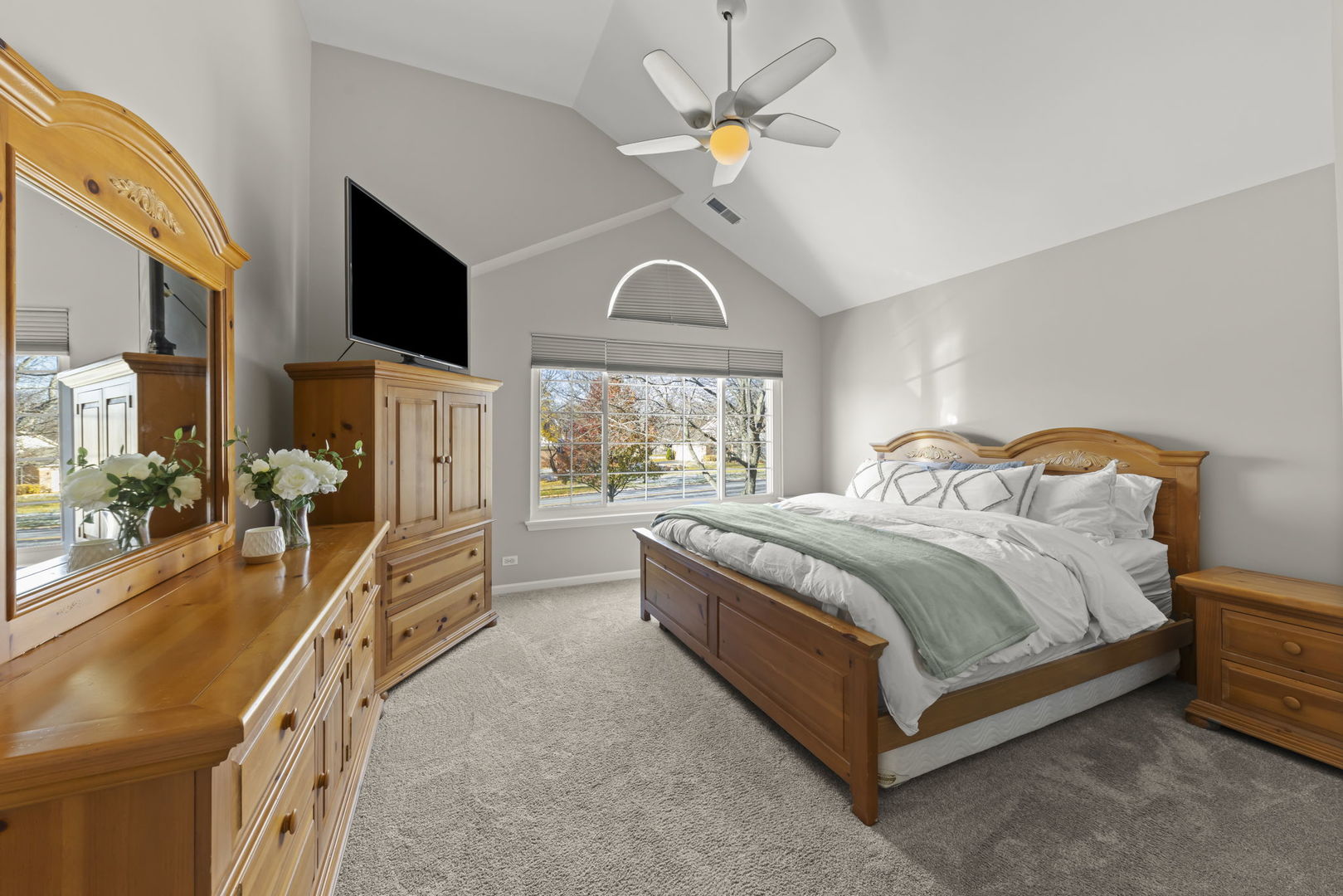 401 Cromwell Circle #2, Bartlett, IL 60103