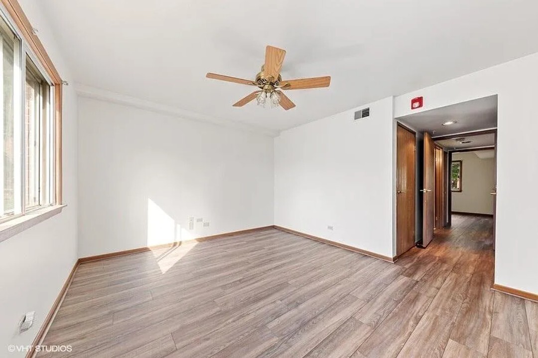 1516 N River West Court #1A, Mount Prospect, IL 60056