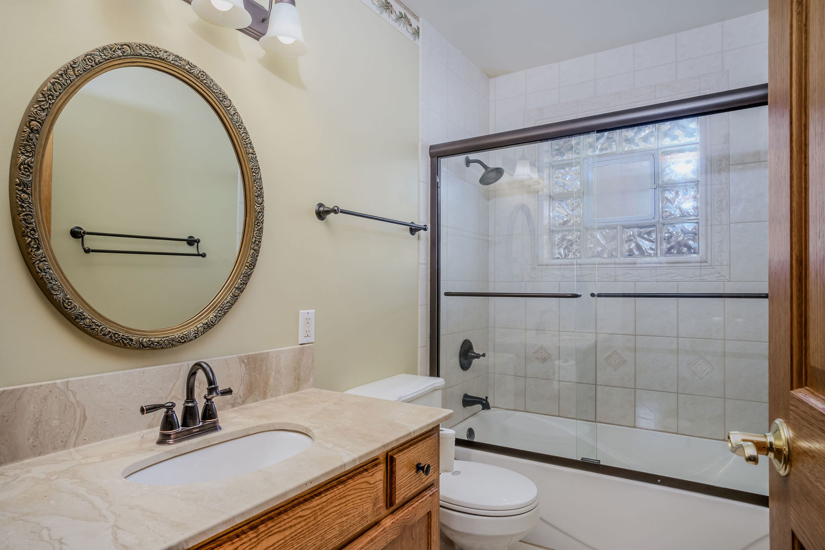 104 Lakewood Drive, Antioch, IL 60002