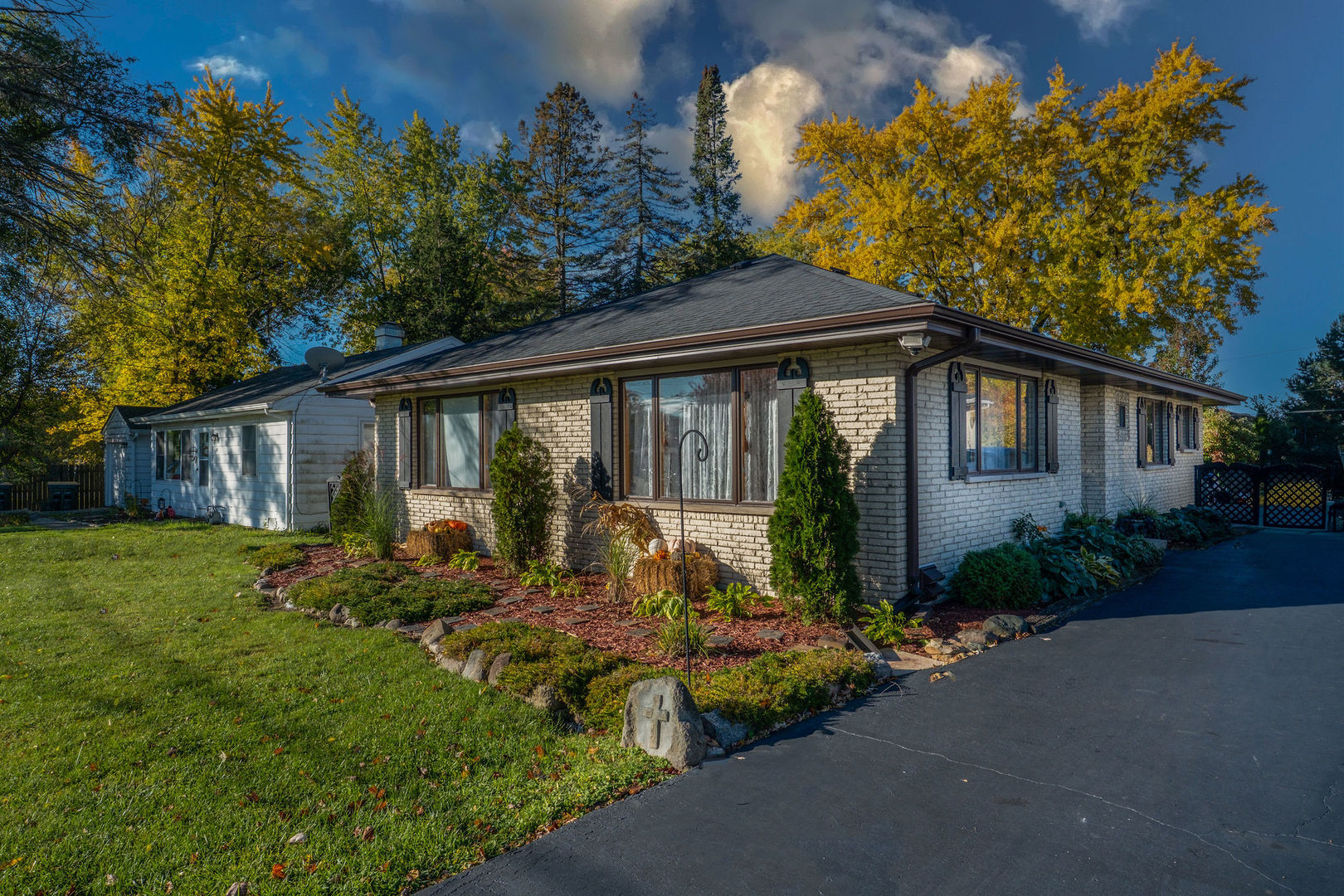 104 Lakewood Drive, Antioch, IL 60002