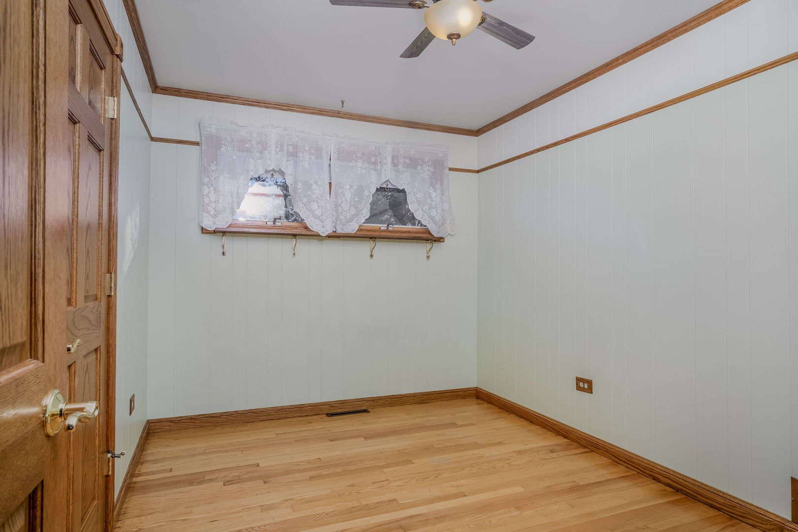 104 Lakewood Drive, Antioch, IL 60002