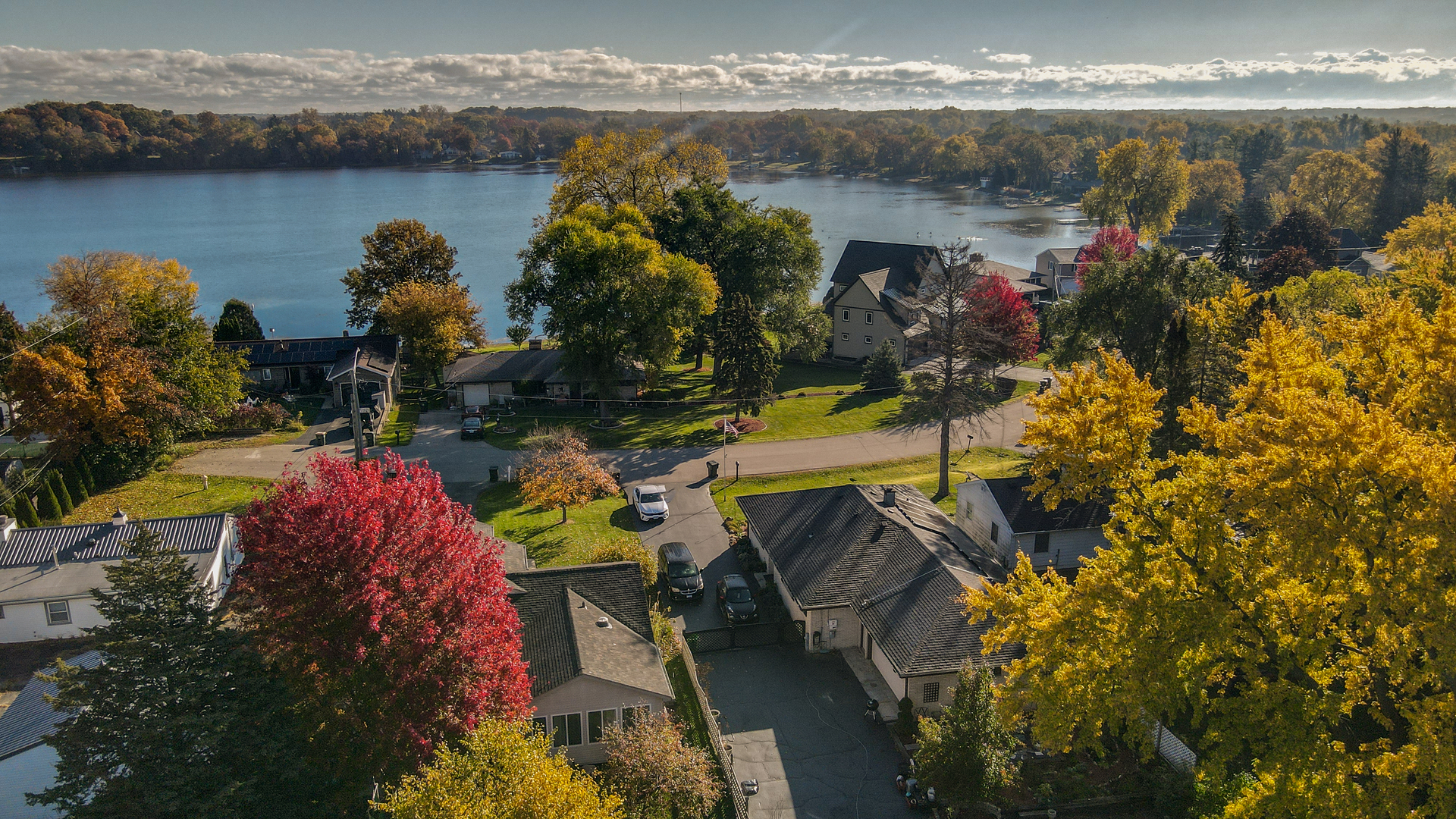 104 Lakewood Drive, Antioch, IL 60002