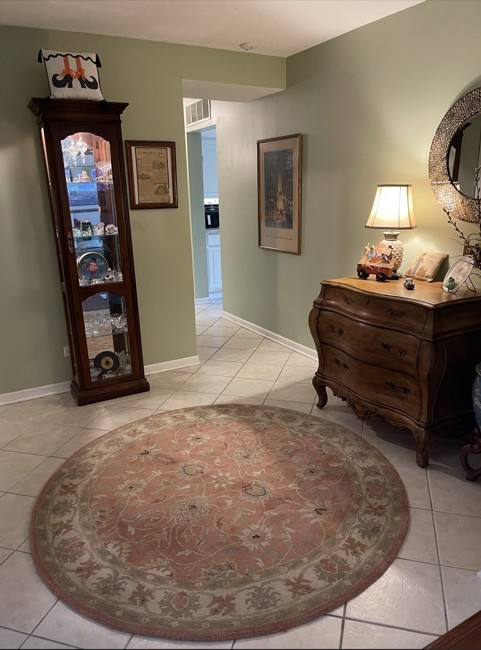 2 S Atrium Way #203, Elmhurst, IL 60126