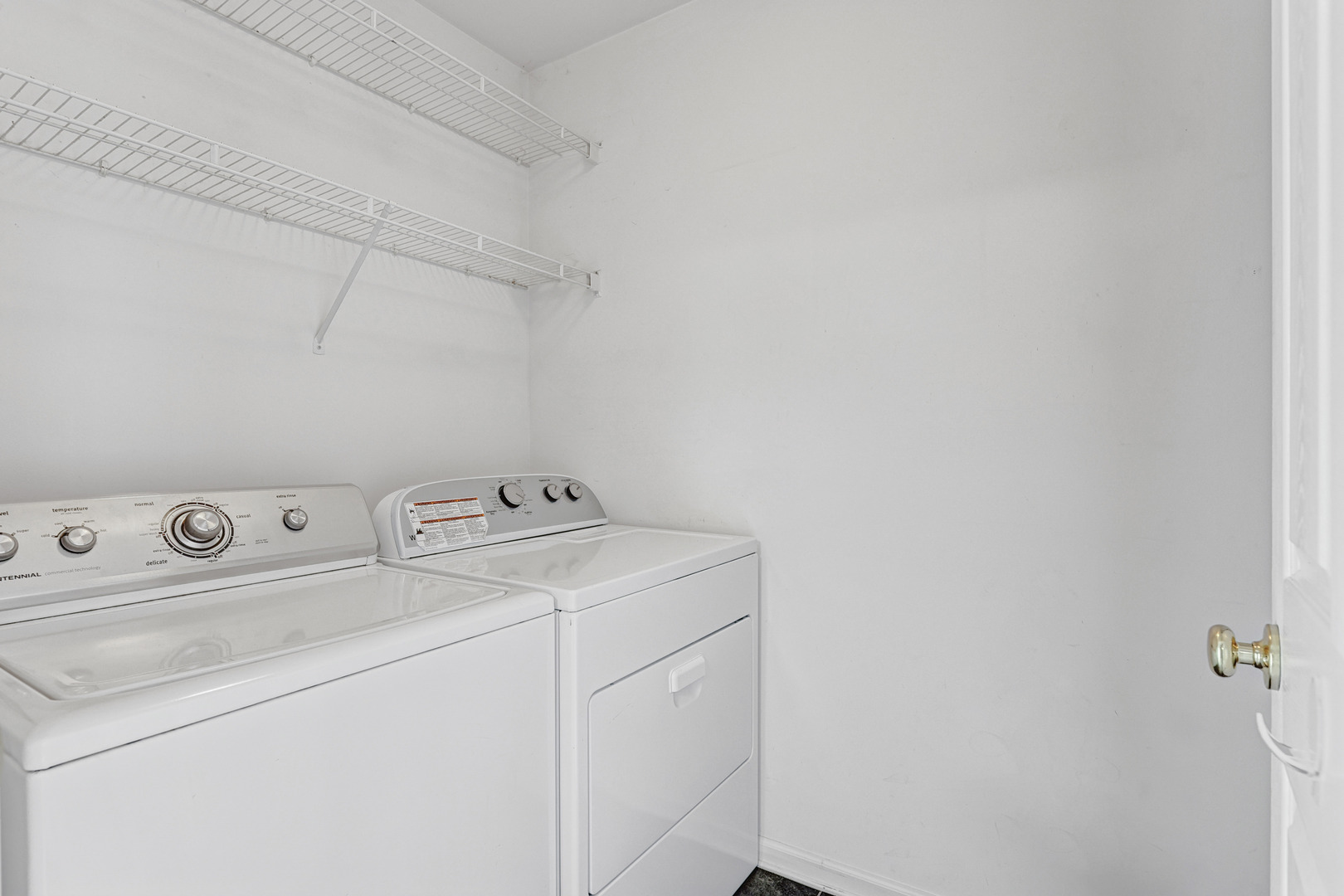 42 Cherbourg Court, Wheeling, IL 60090