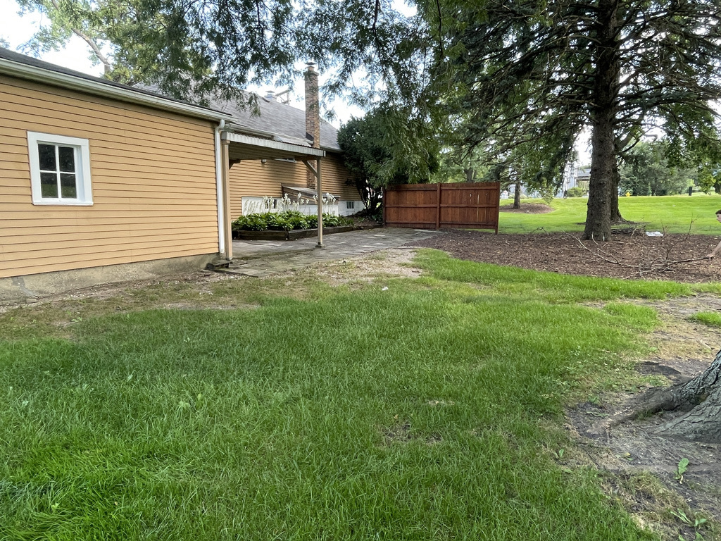 2414 Maple Avenue, Downers Grove, IL 60515