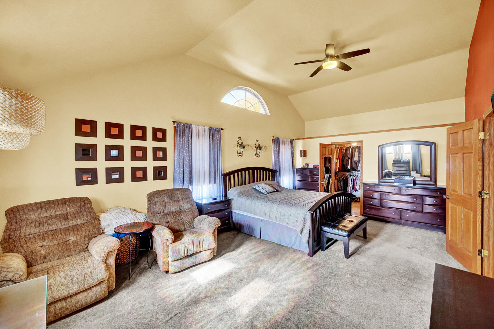 10405 S Christiana Avenue, Chicago, IL 60655