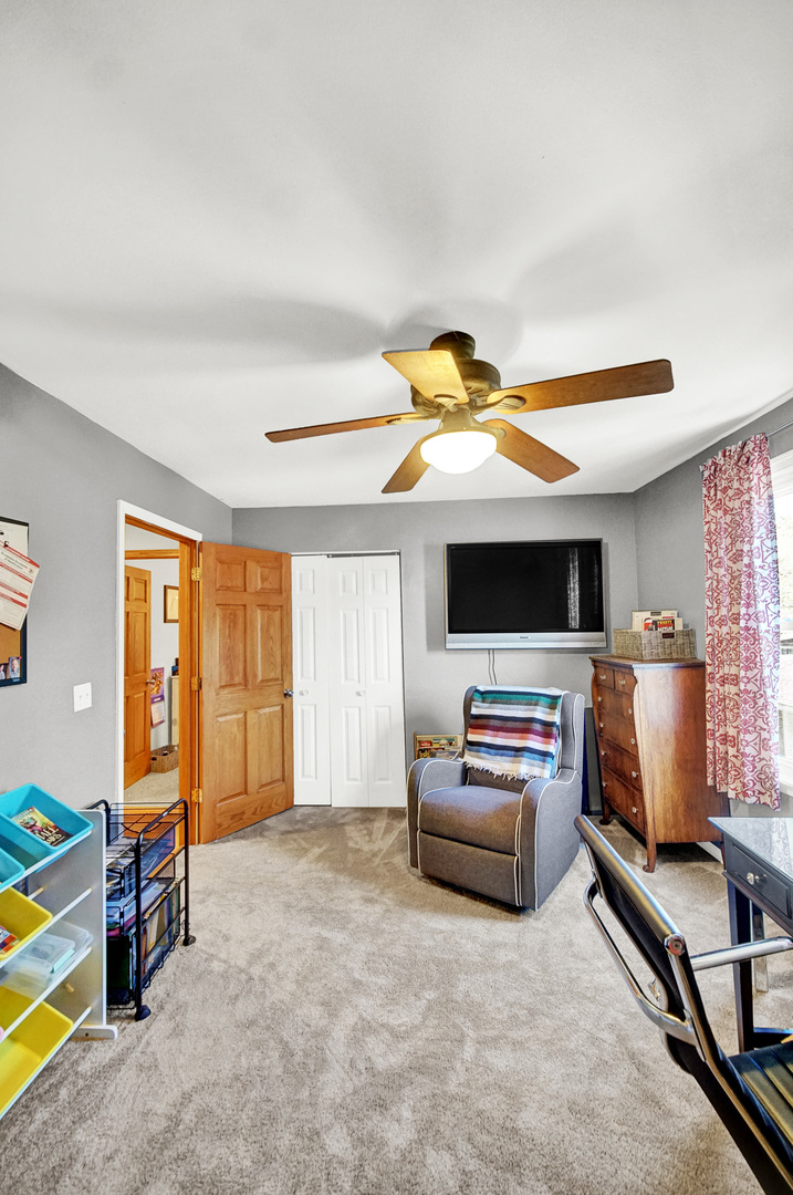 10405 S Christiana Avenue, Chicago, IL 60655