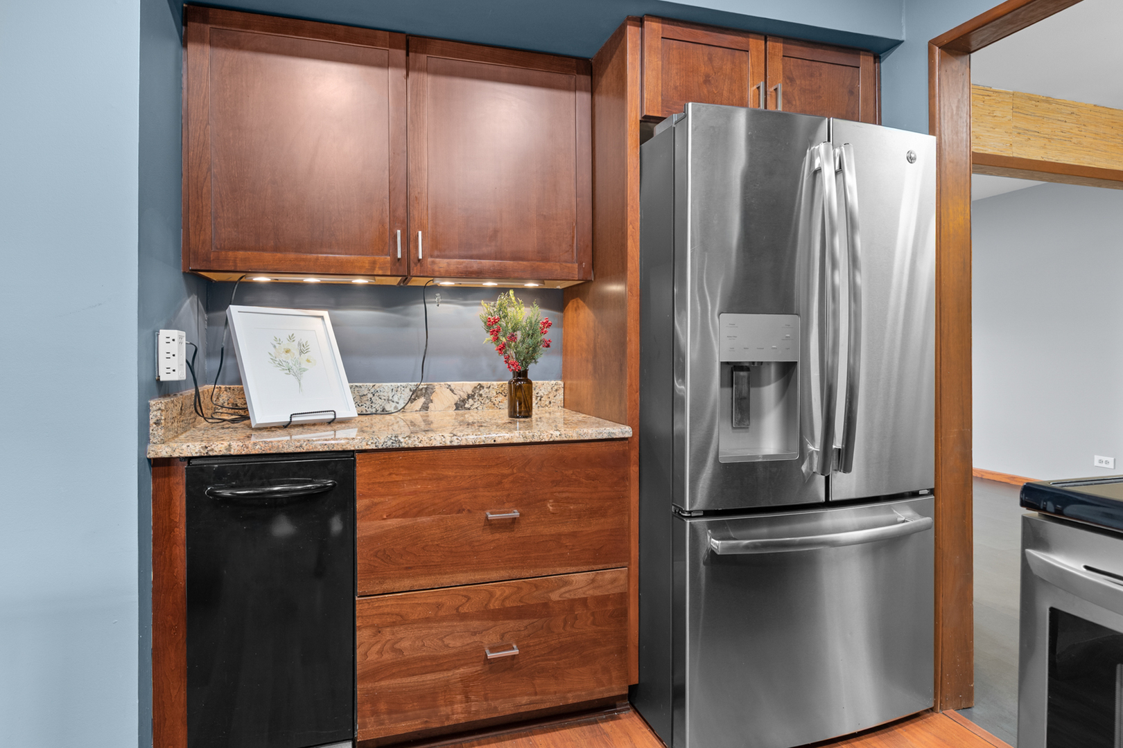 1567 California Street, Elk Grove Village, IL 60007