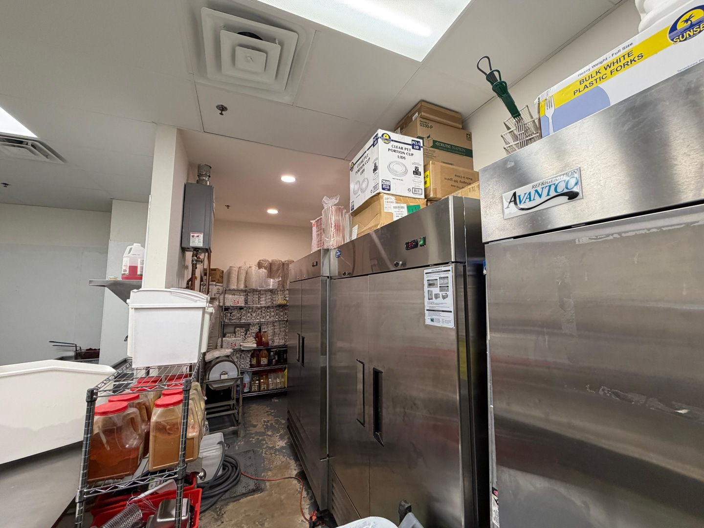 8439 W Golf Road, Niles, IL 60714