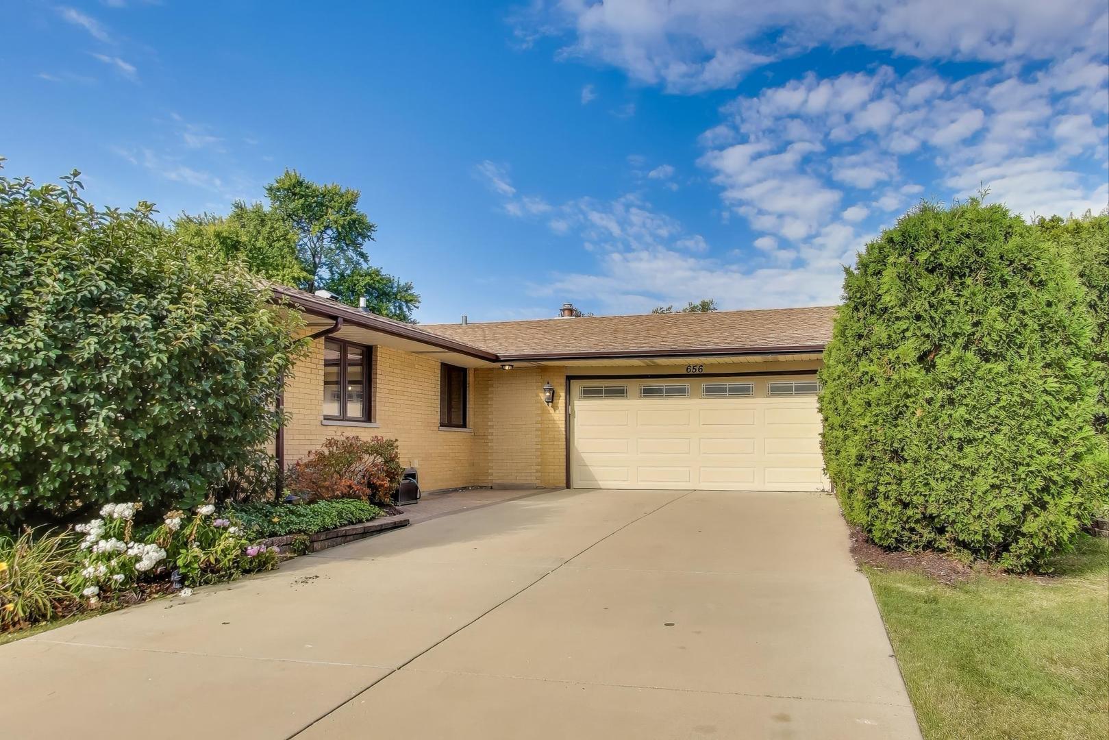 656 Jon Lane, Des Plaines, IL 60016