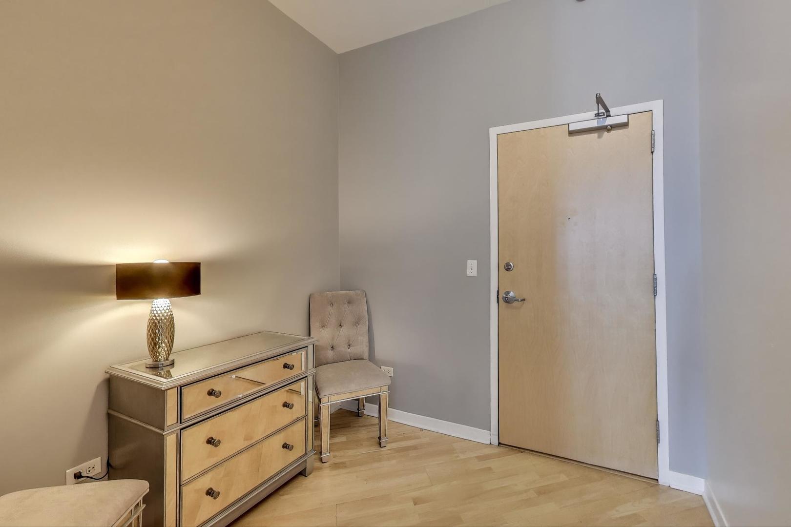 1600 S Indiana Avenue #1602, Chicago, IL 60616