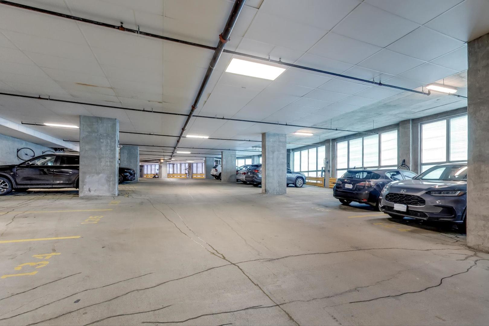 1600 S Indiana Avenue #1602, Chicago, IL 60616