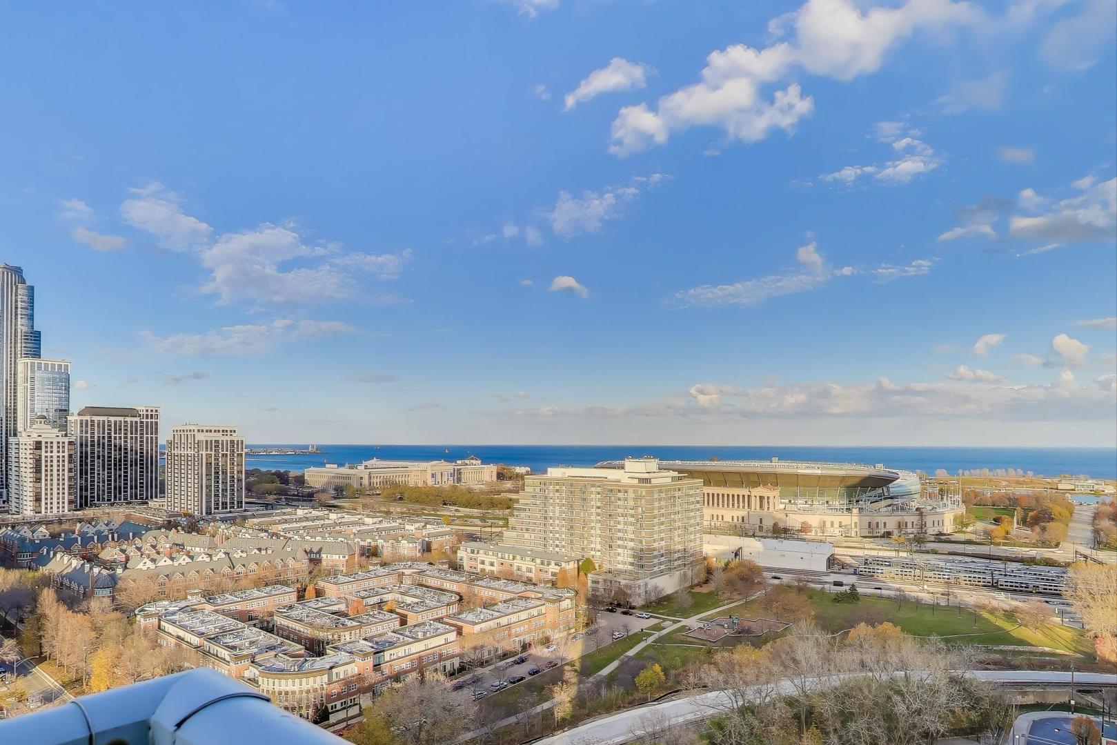 1600 S Indiana Avenue #1602, Chicago, IL 60616