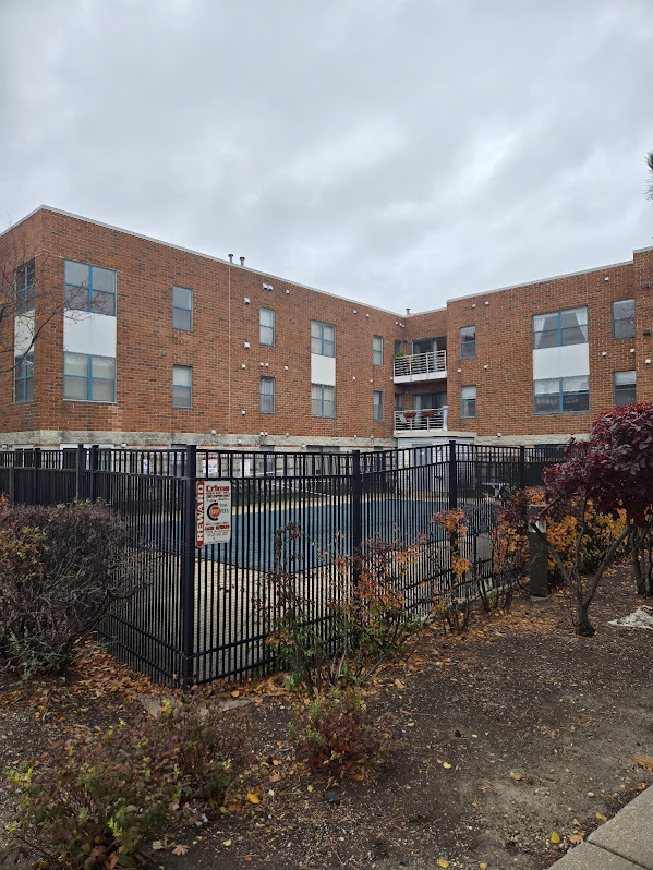 3255 KIRCHOFF Road #301, Rolling Meadows, IL 60008