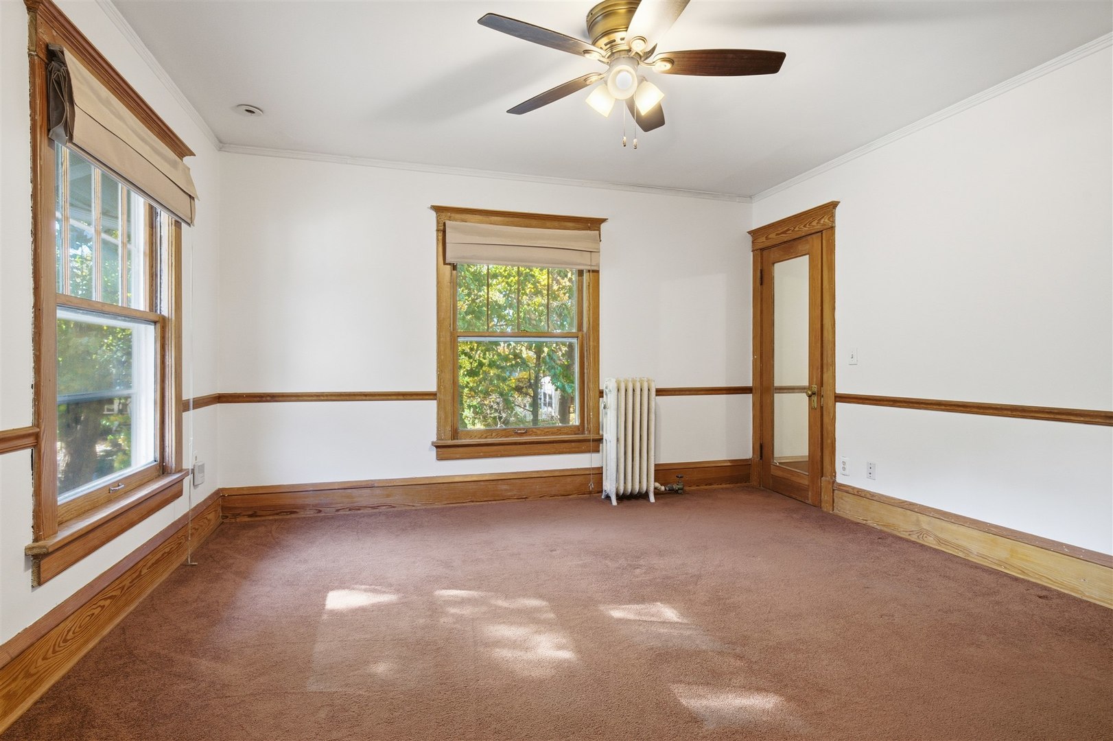 1209 N Clinton Boulevard, Bloomington, IL 61701