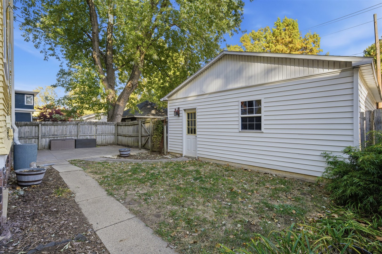 1209 N Clinton Boulevard, Bloomington, IL 61701