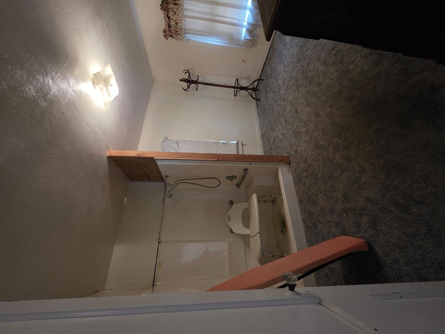 205 Leonard Avenue, Jerseyville, IL 62052